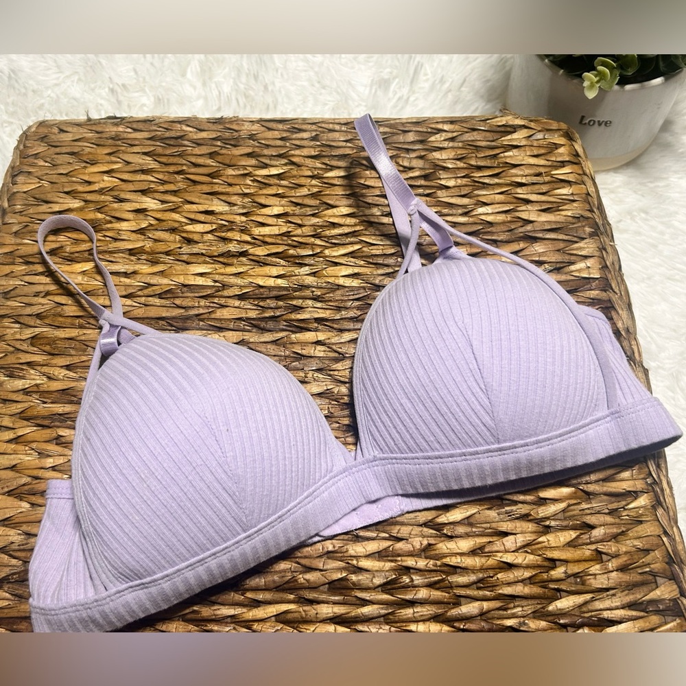 NEW Lavender Ribbed wireless push-up Bra